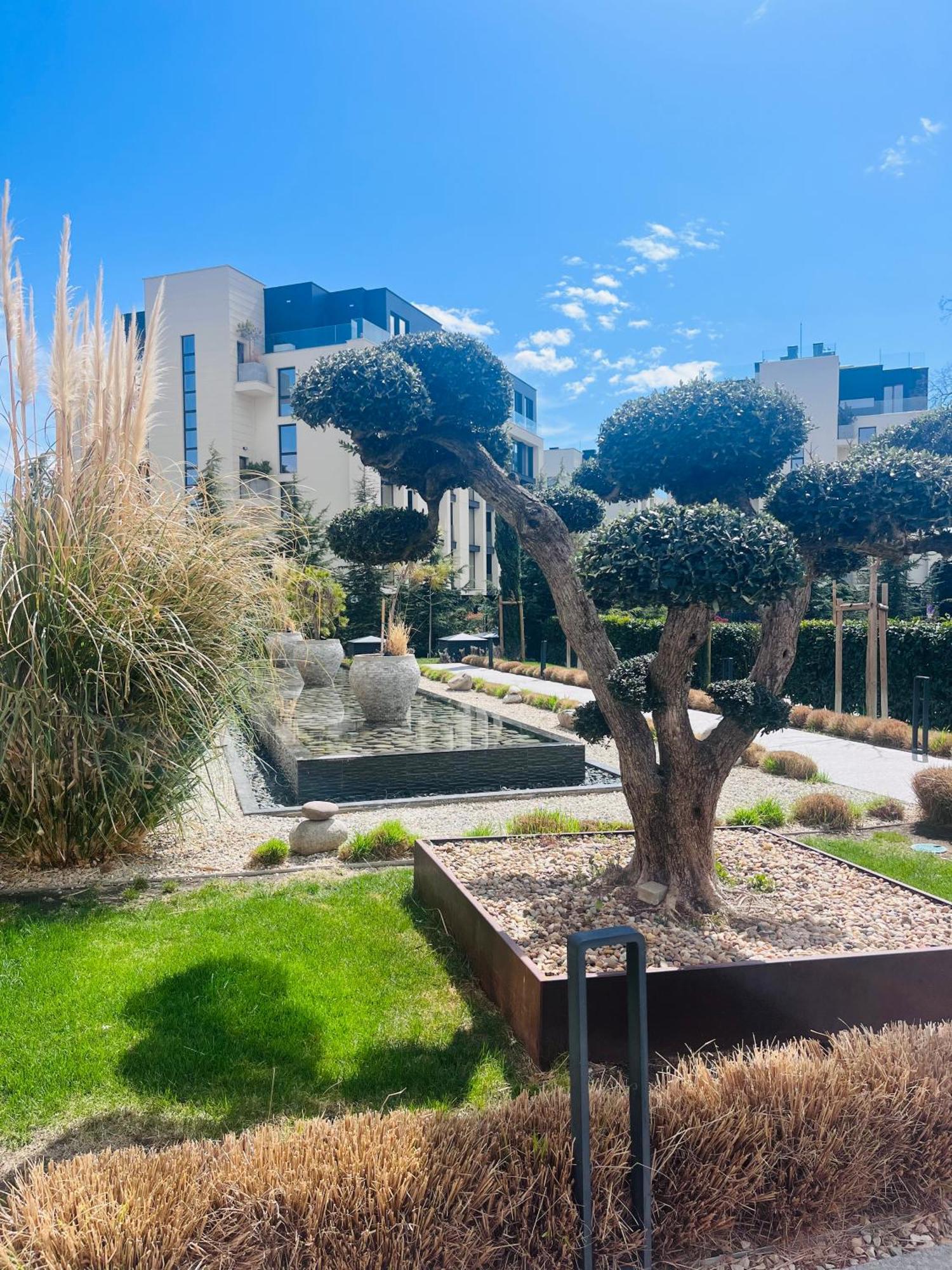 Exclusive St Constantine Suites Saints Constantine and Helena Bagian luar foto