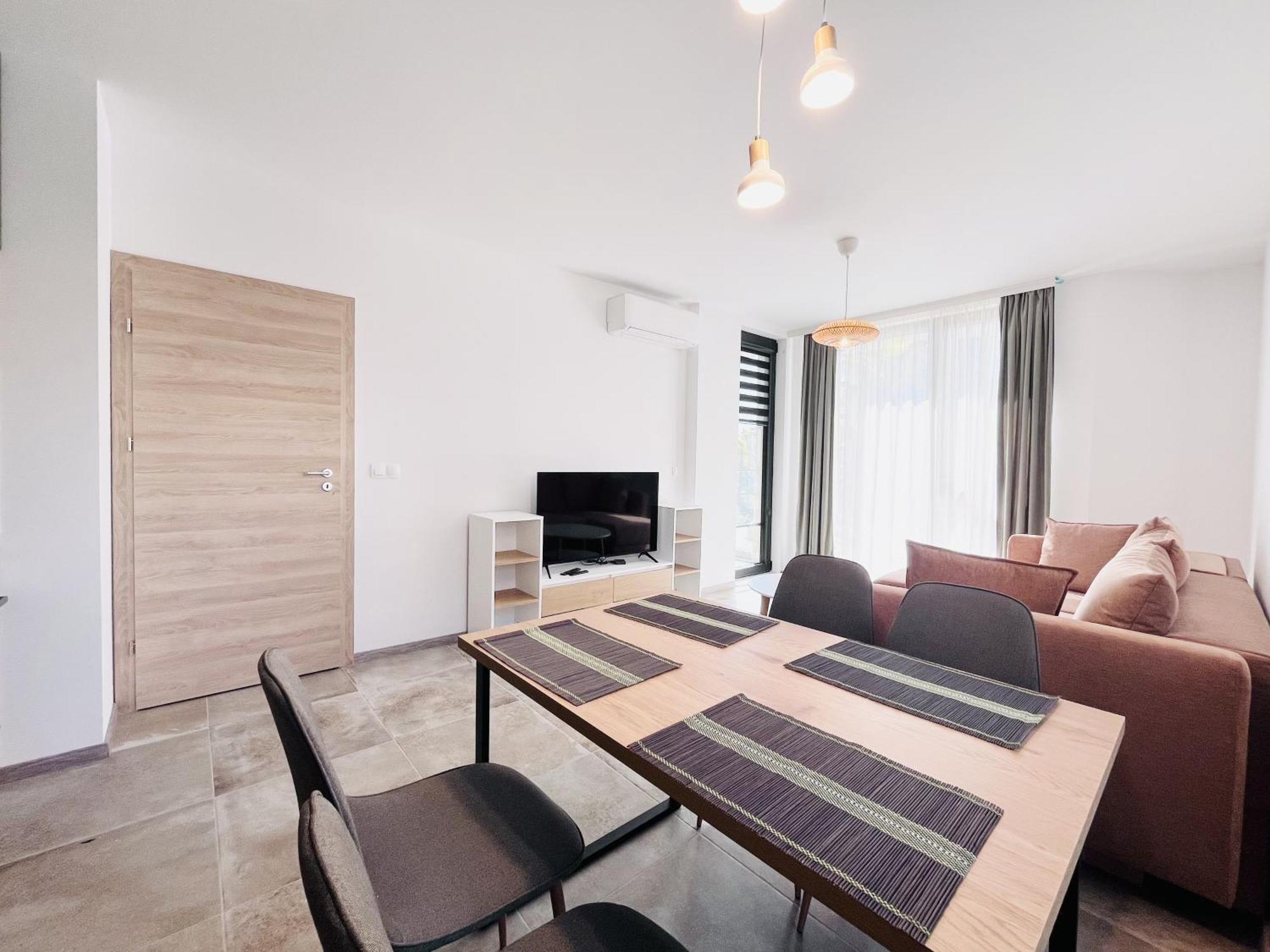 Exclusive St Constantine Suites Saints Constantine and Helena Bagian luar foto