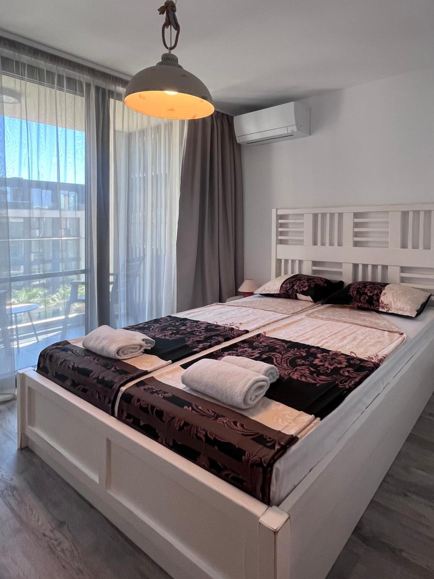 Exclusive St Constantine Suites Saints Constantine and Helena Bagian luar foto