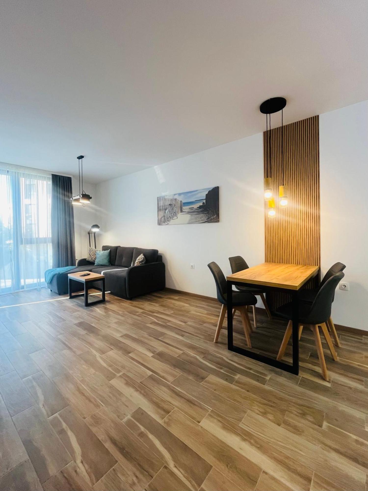Exclusive St Constantine Suites Saints Constantine and Helena Bagian luar foto
