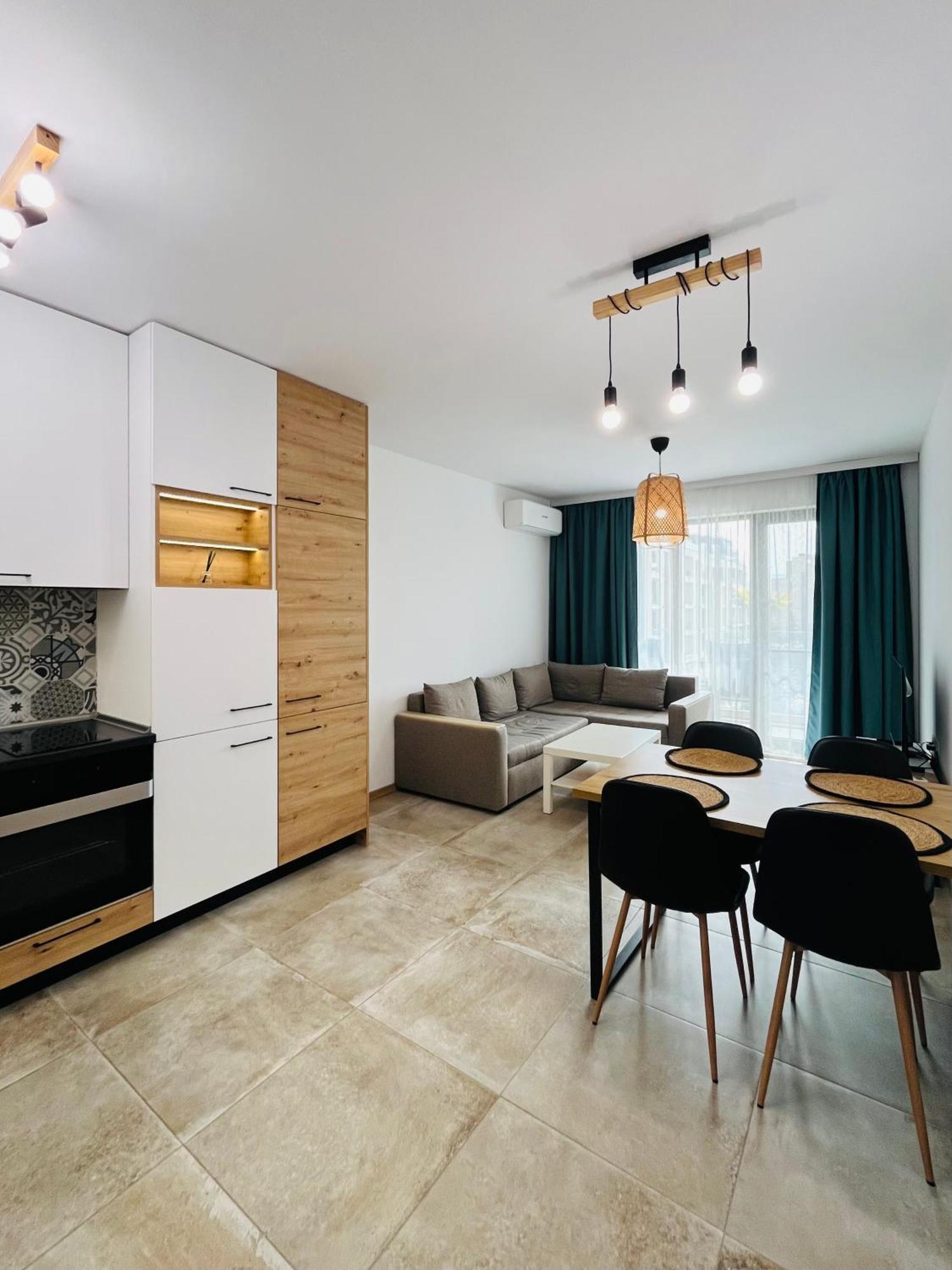 Exclusive St Constantine Suites Saints Constantine and Helena Bagian luar foto