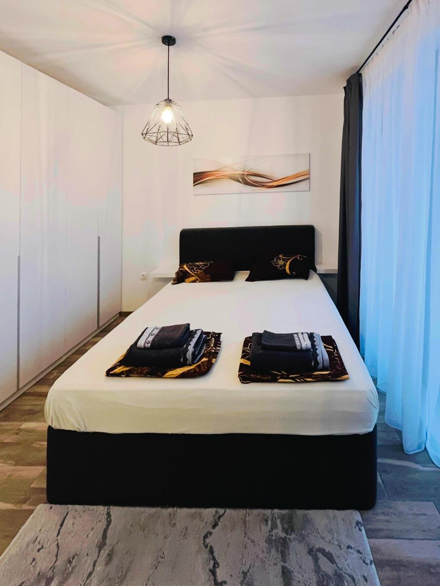 Exclusive St Constantine Suites Saints Constantine and Helena Bagian luar foto